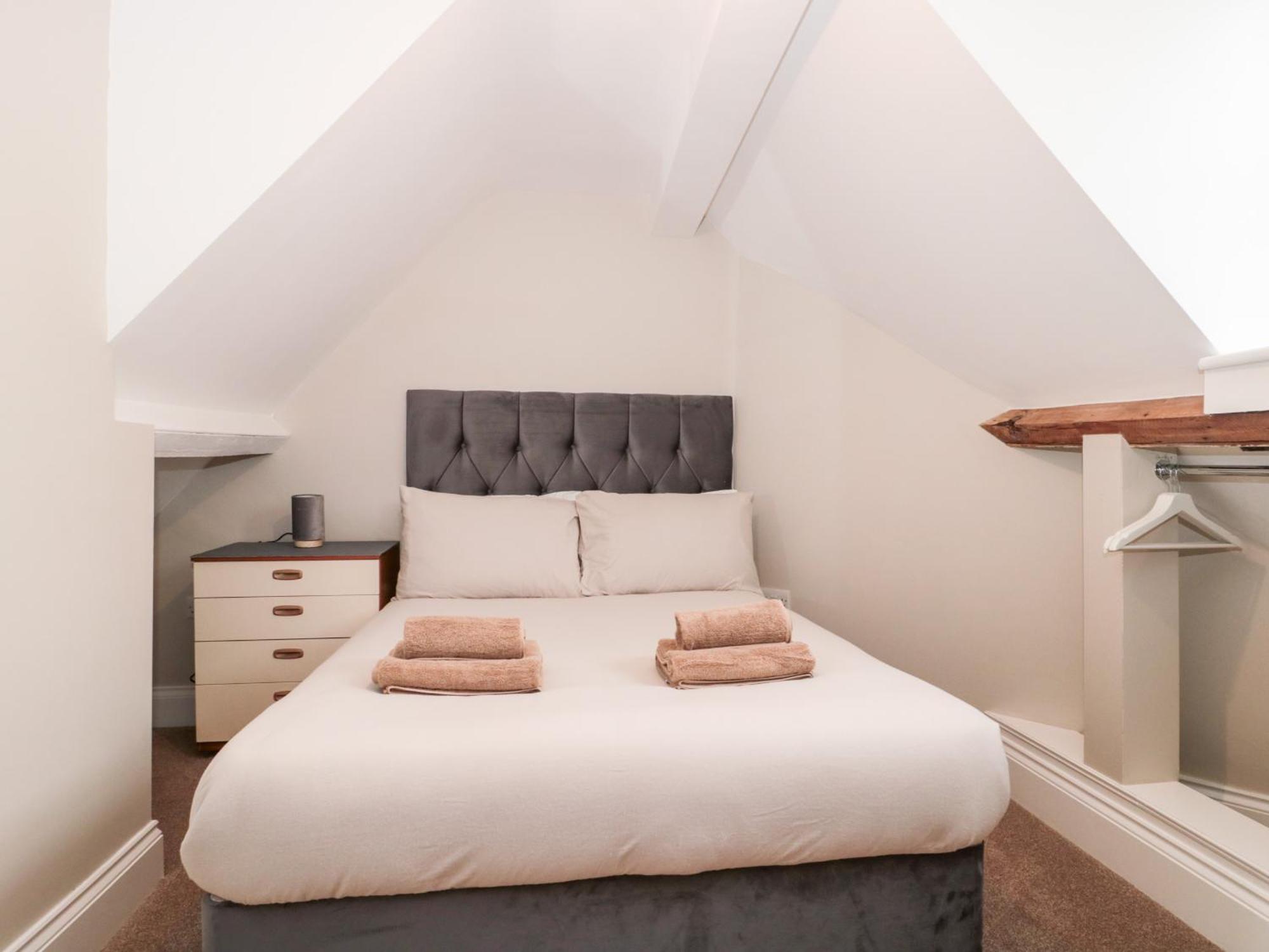 Purbeck Hotel Apartments - Flat 5 สวาเนจ ภายนอก รูปภาพ